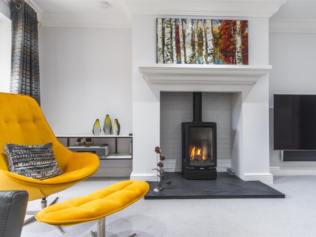 Modern fireplace. Contemporary living in Truro. 