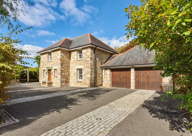 The Old Vicarage, Stithians property image