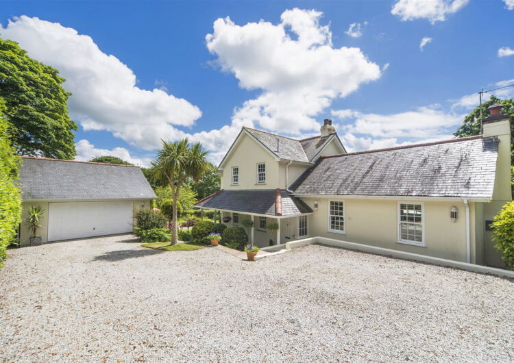 Penelewey, Feock property image