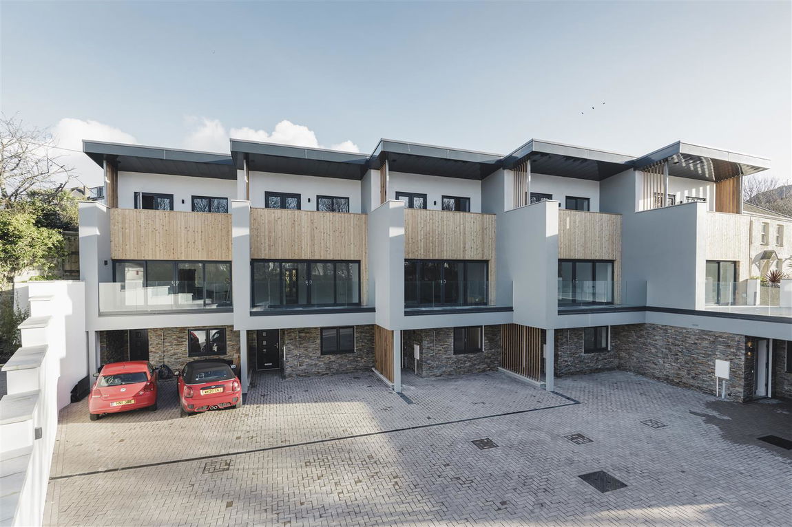 Ocean Walk, Perranporth Property Image