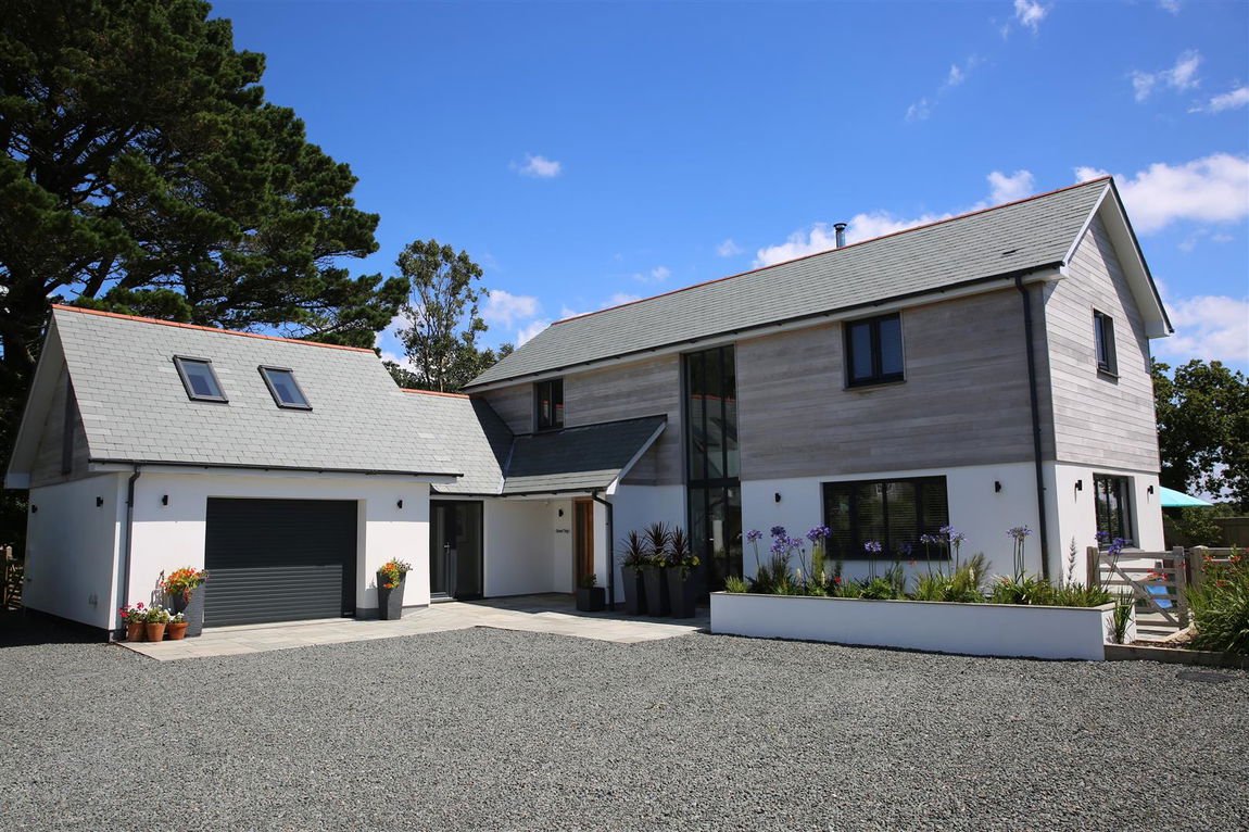 Grove Hill, Mawnan Smith Property Image
