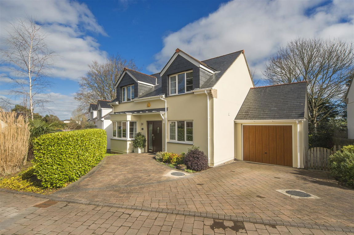 Lemon Gardens, Truro Property Image
