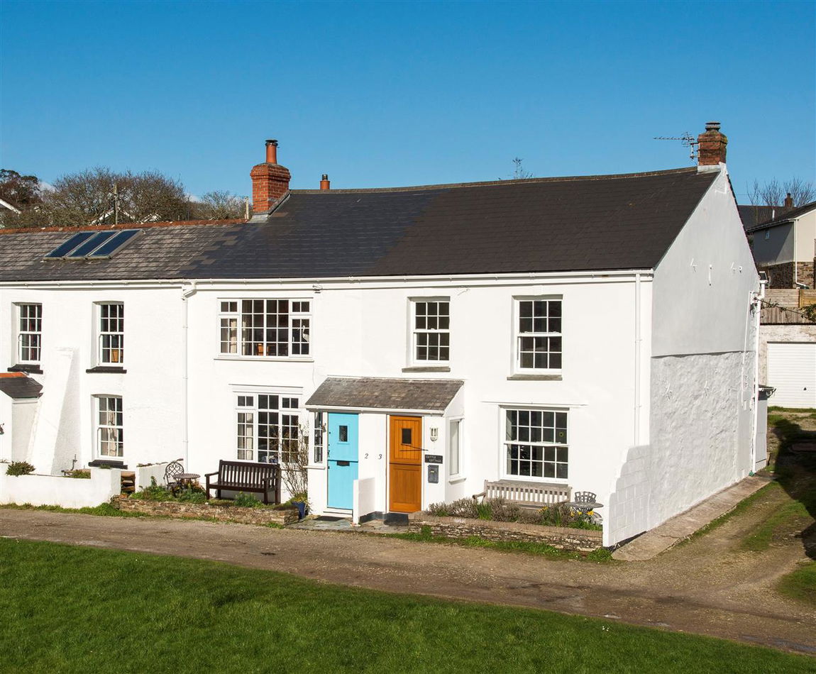 Point Green, Devoran Property Image