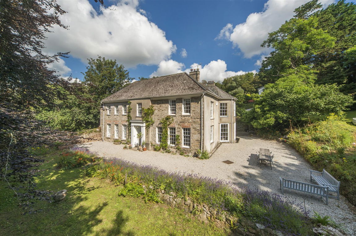 St Gluvias, Penryn Property Image