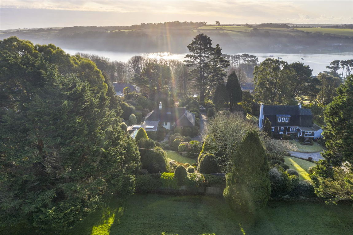 Bar Road, Helford Passage Property Image