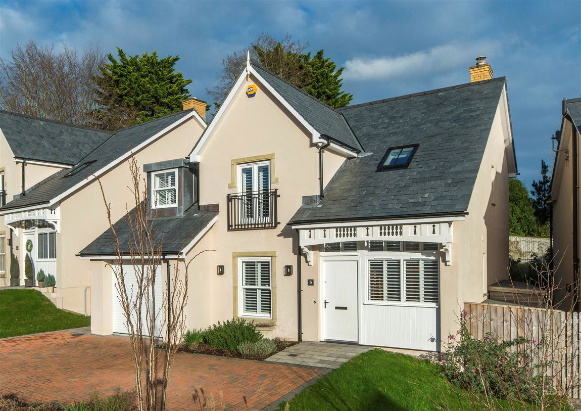 Kenwyn Gardens, Truro Property Image