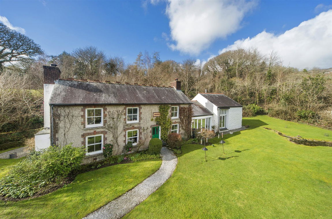 Old Carnon Hill, Perranwell Station Property Image