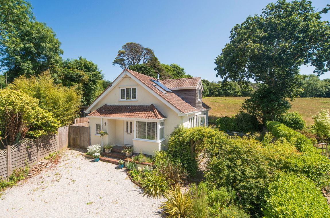 Bells Hill, Mylor Bridge Property Image