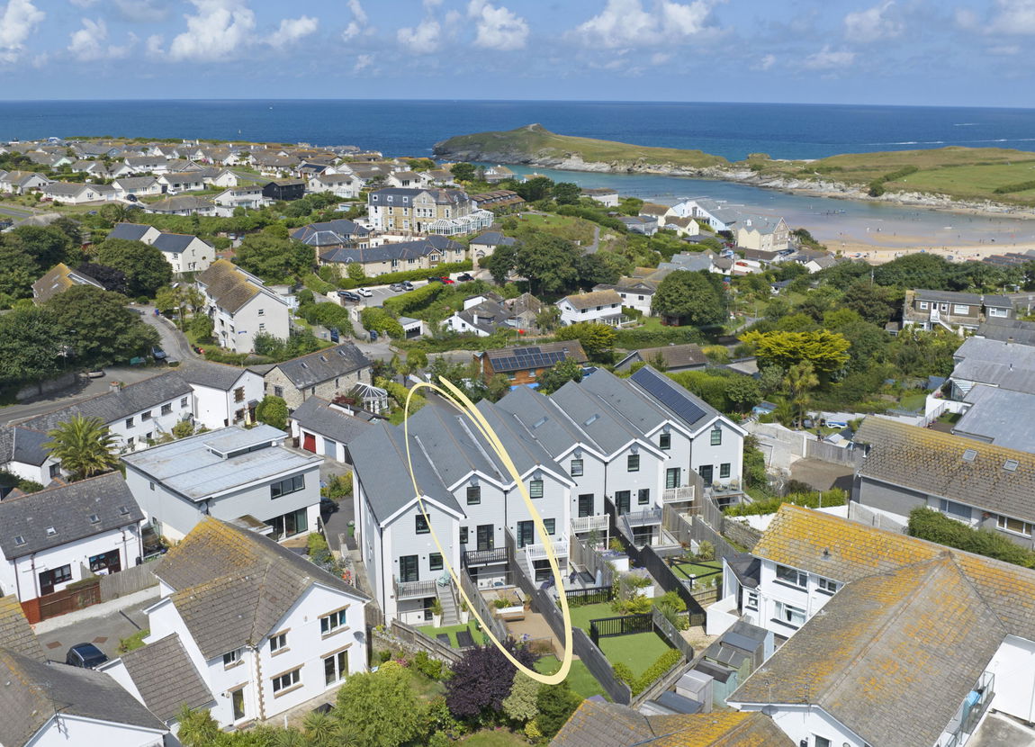 The Strand, Porth Property Image