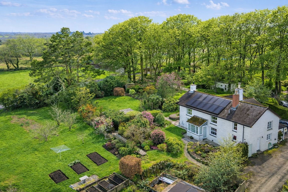 Penwarne, near Mawnan Smith Property Image