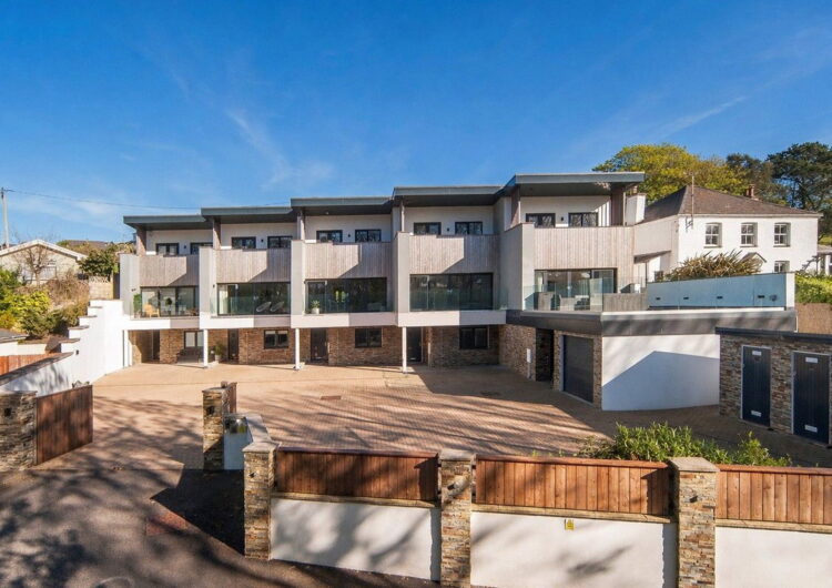 Ocean Walk, Perranporth property image